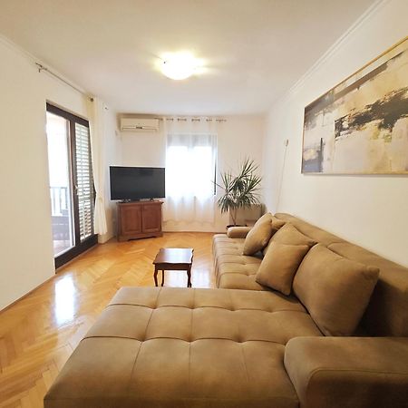 Apartment Golub Μπούντβα Εξωτερικό φωτογραφία